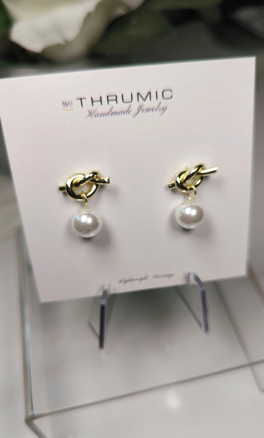 Bow White Pearl Earrings